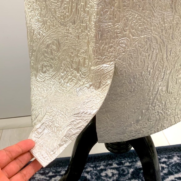 Lord & Taylor NWT Silver Jacquard Skirt size 4 - Picture 17 of 17